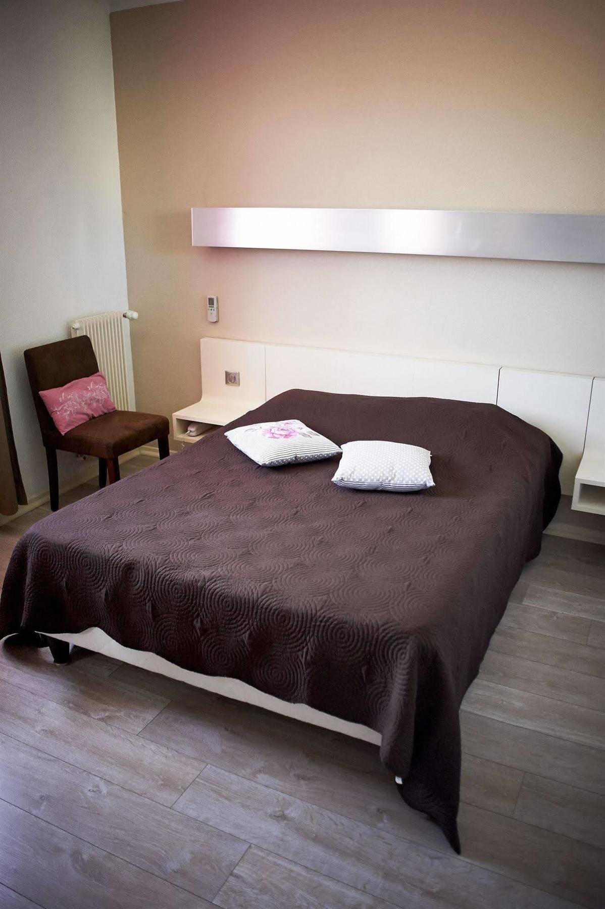 Hotel La Bastide d'Entraigues Extérieur photo